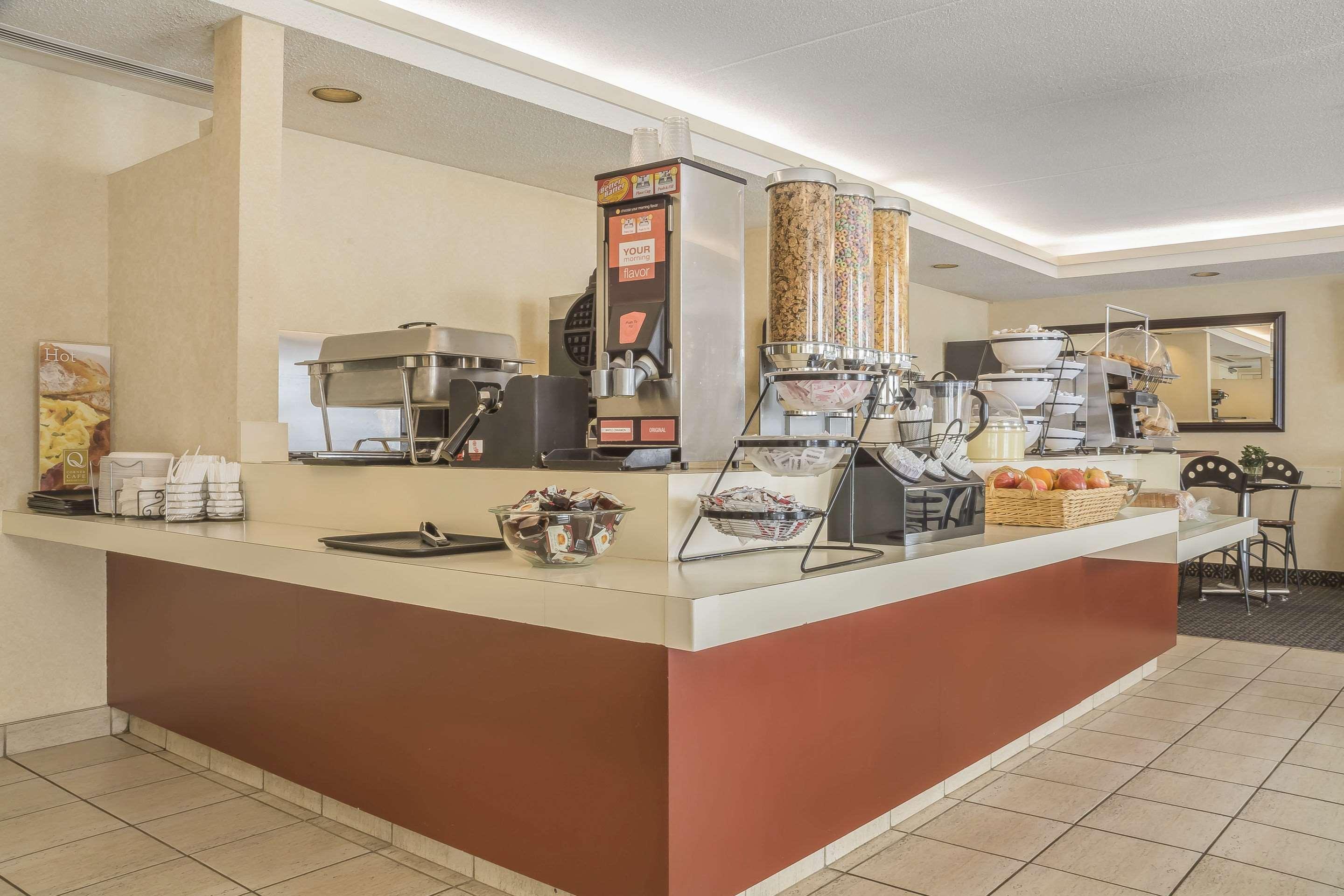 Comfort Suites London Eksteriør bilde